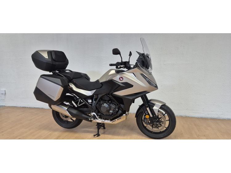 HONDA NT 1100 2025 -FINANCEMENT ET ASSURANCE POSSIBLES