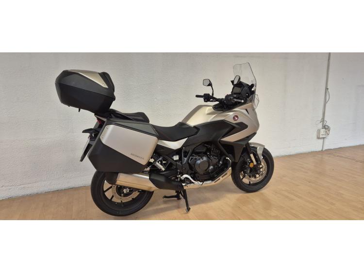 HONDA NT 1100 2025 -FINANCEMENT ET ASSURANCE POSSIBLES