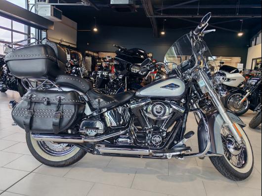 HARLEY-DAVIDSON SOFTAIL HERITAGE 1690 CLASSIC