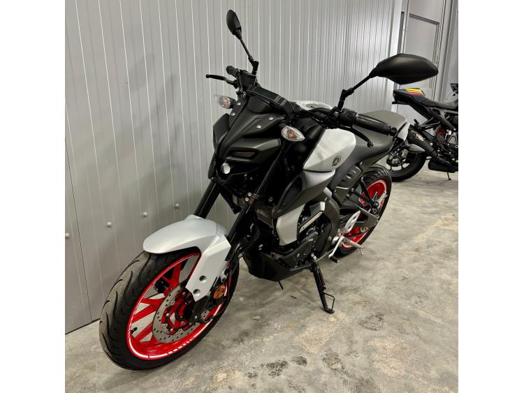 YAMAHA MT-125 ABS