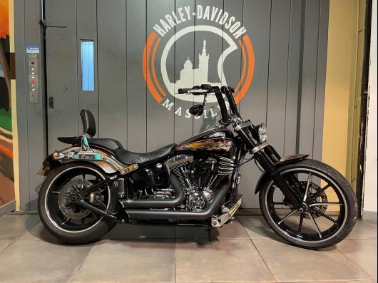 HARLEY-DAVIDSON SOFTAIL BREAKOUT 1690