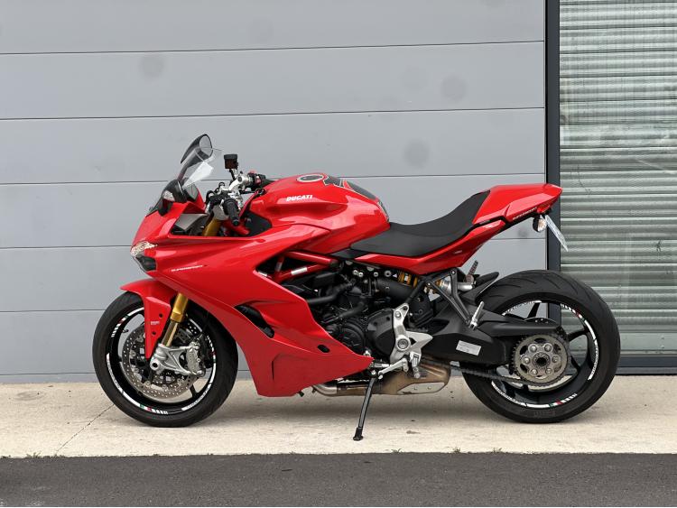 DUCATI SUPERSPORT S 939