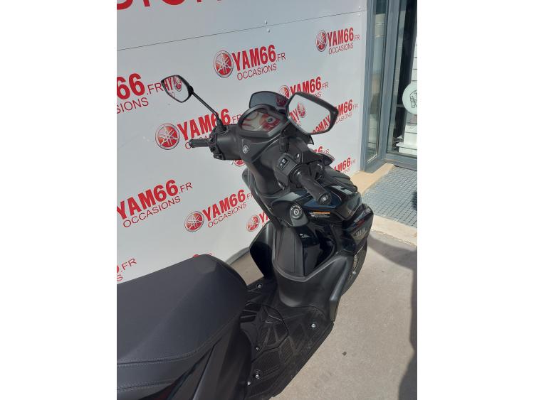 YAMAHA RayZR 125
