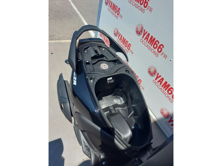 YAMAHA RayZR 125