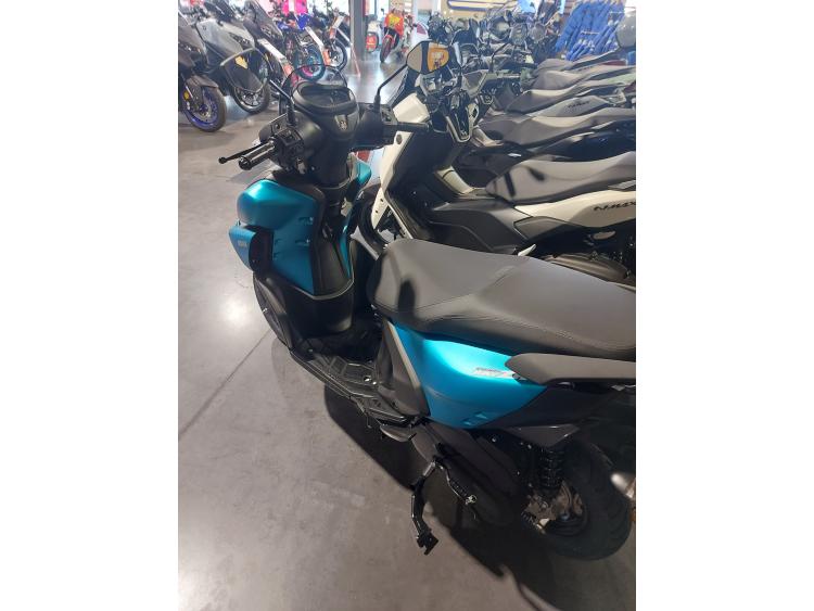 YAMAHA RayZR 125