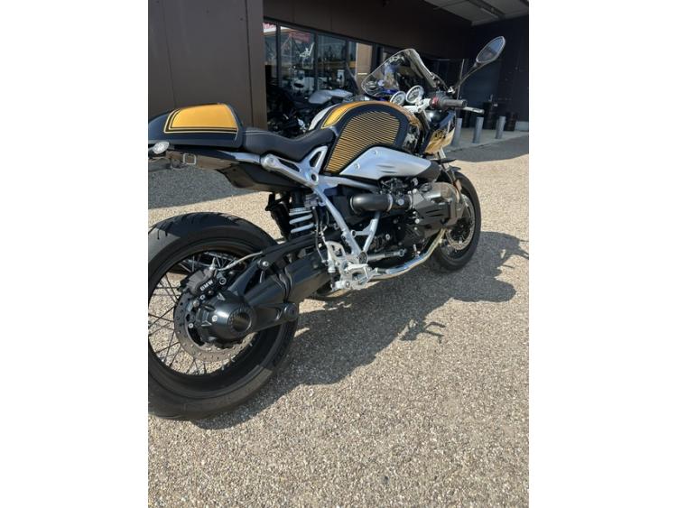 BMW R NineT RACER