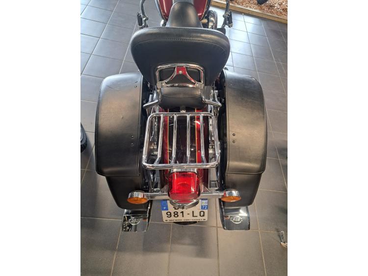 HARLEY-DAVIDSON TOURING ROAD KING 1690 CLASSIC