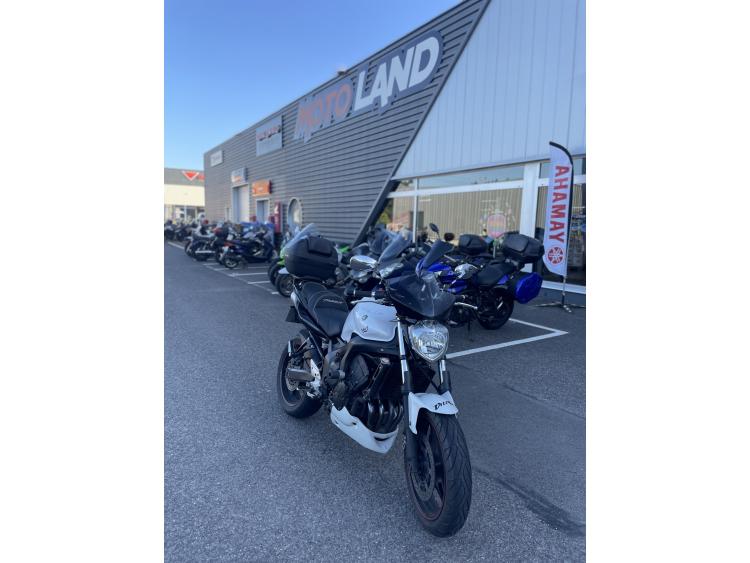 YAMAHA FZ6 (98CV)