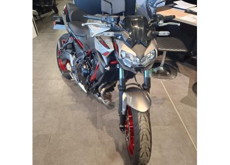 KAWASAKI Z 650 (47.5CV)