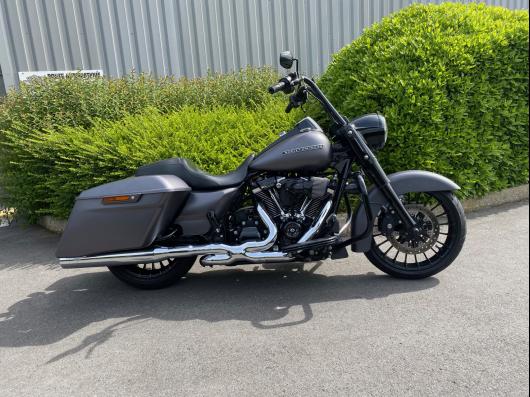 HARLEY-DAVIDSON TOURING ROAD KING 1745 SPECIAL