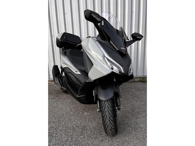 HONDA NSS FORZA 125 TOP BOX