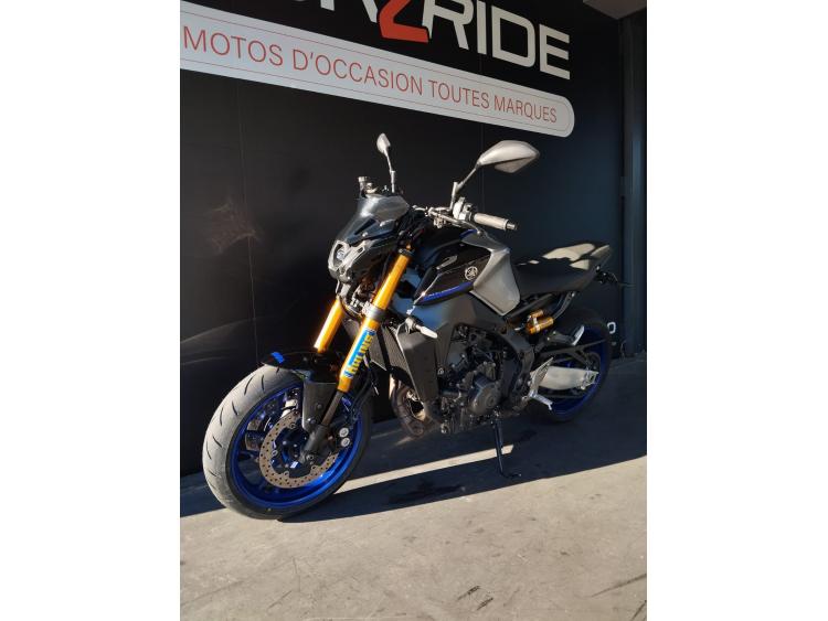 YAMAHA MT-09 SP