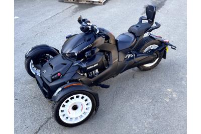 CAN-AM ryker