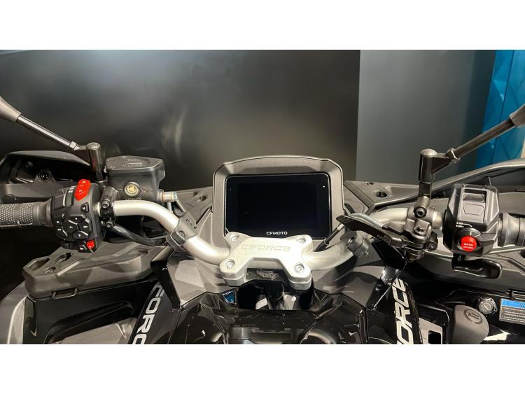 CF MOTO CFORCE 1000 S BLACK LINE  Coffre + Bumper avant  OFFERT !!!