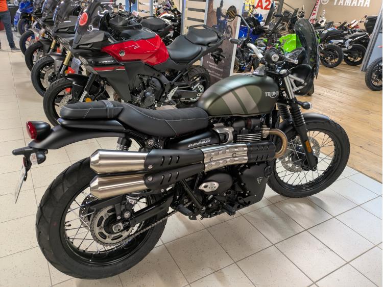TRIUMPH STREET TWIN  900 SCRAMBLER