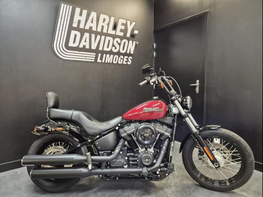 HARLEY-DAVIDSON SOFTAIL STREET BOB 1745