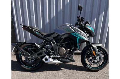 VOGE 300R