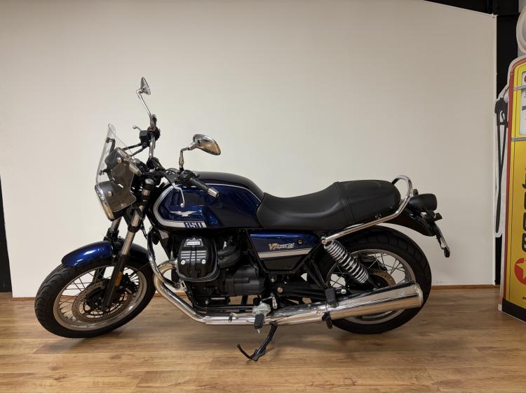 MOTO GUZZI V7 SPECIAL