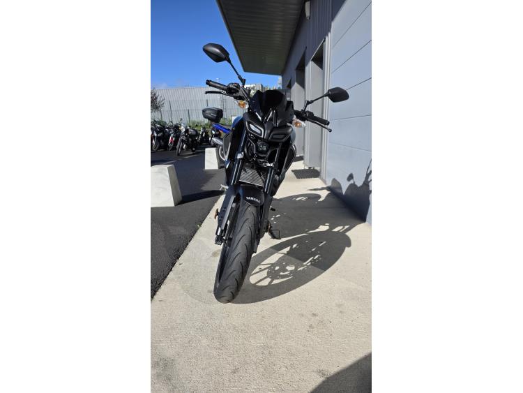 YAMAHA MT-125 ABS