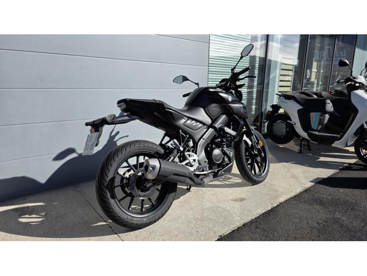 YAMAHA MT-125 ABS