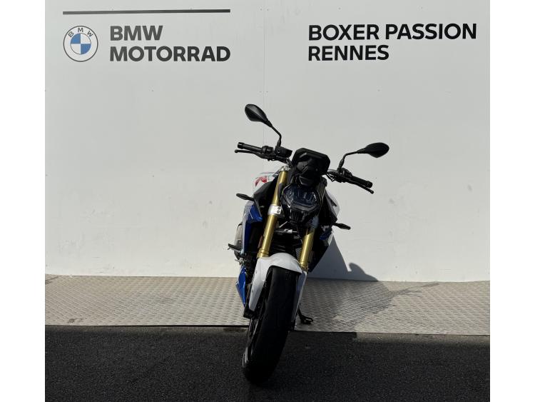 BMW F 900 R