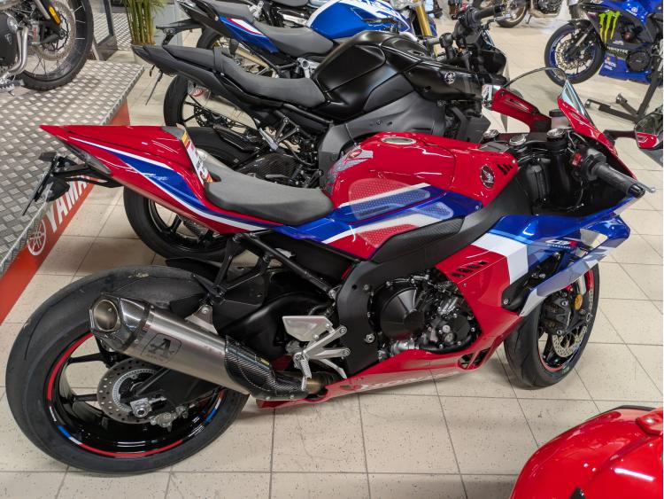 HONDA CBR 1000 RR FIREBLADE - HRC
