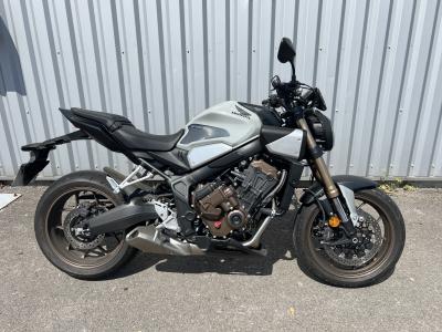 HONDA CB 650 R e-Clutch