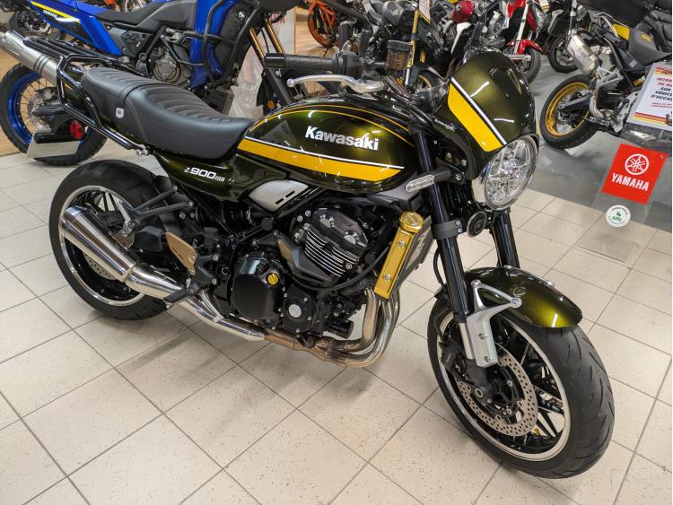 KAWASAKI Z900 RS