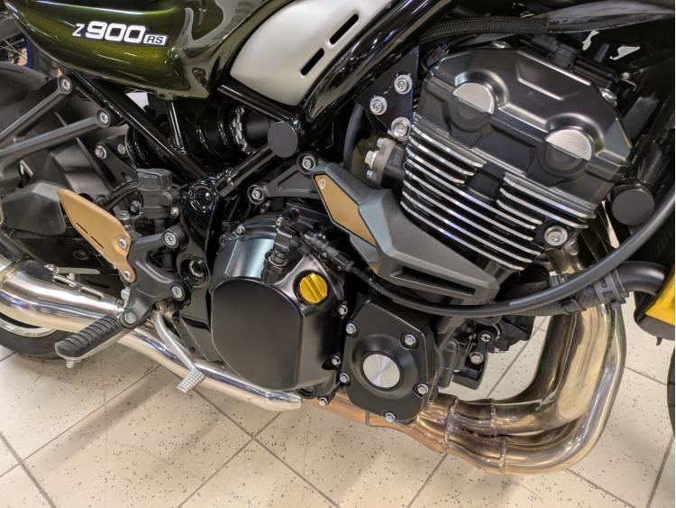 KAWASAKI Z900 RS