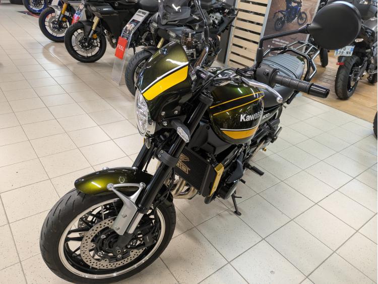 KAWASAKI Z900 RS