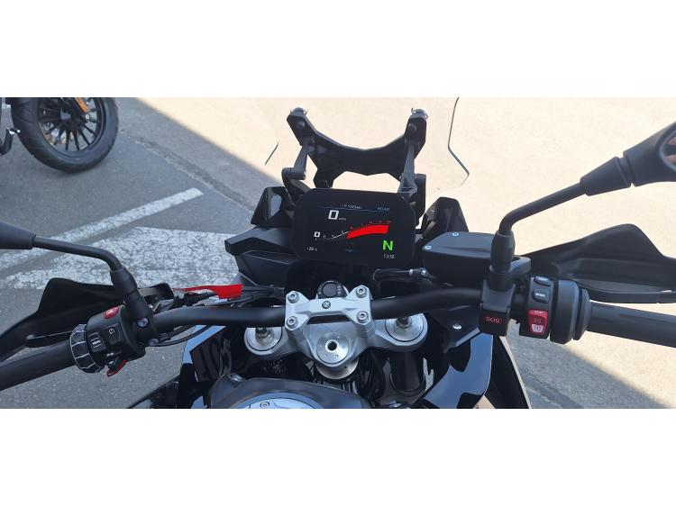 BMW F 900 XR