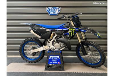 YAMAHA YZ125 MONSTER ENERGY