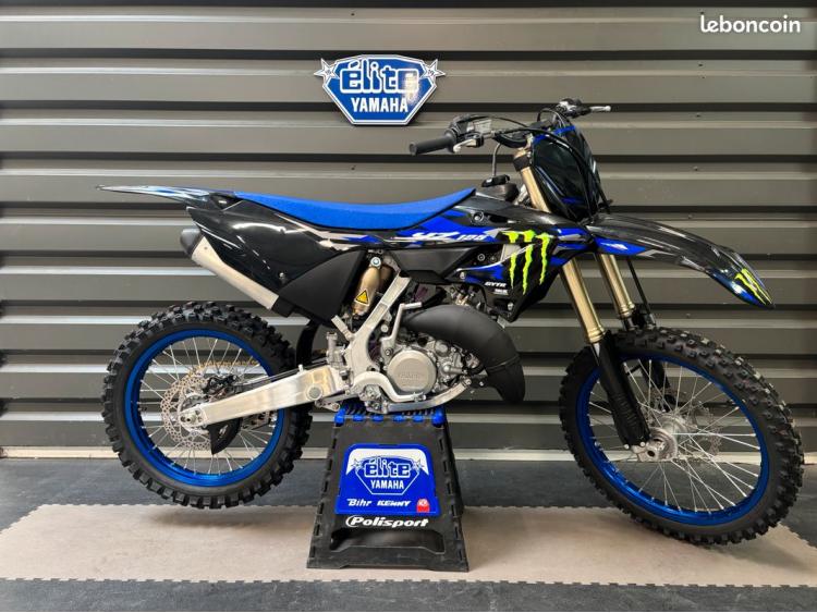 YAMAHA YZ125 MONSTER - Livraison 