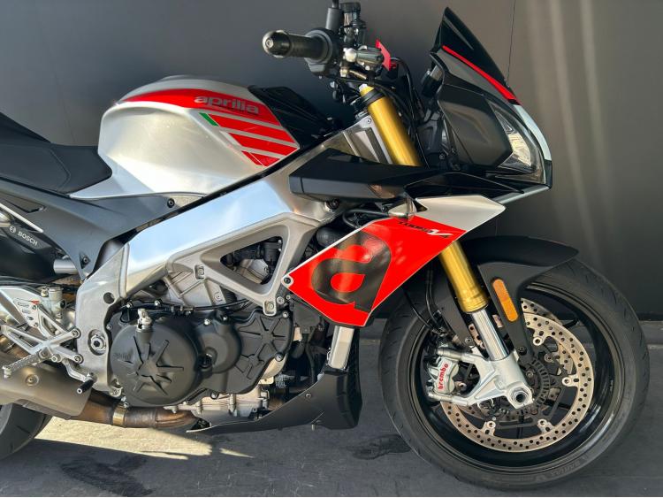APRILIA TUONO 1100 V4 RR