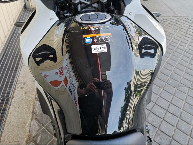 KAWASAKI VERSYS 1100 SE