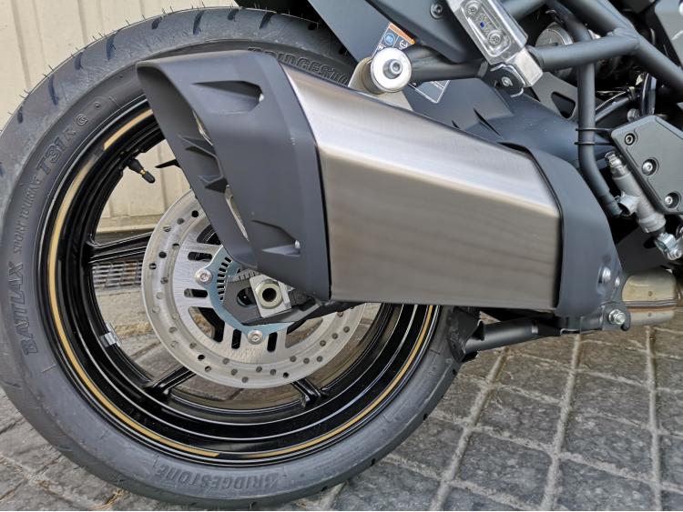 KAWASAKI VERSYS 1100 SE