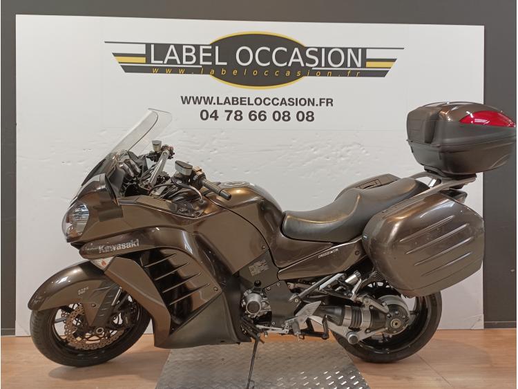 KAWASAKI GTR 1400