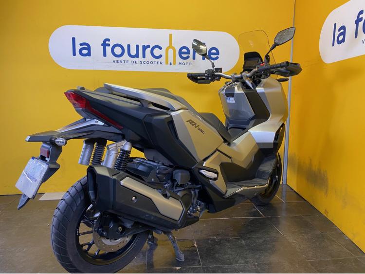 HONDA ADV 350