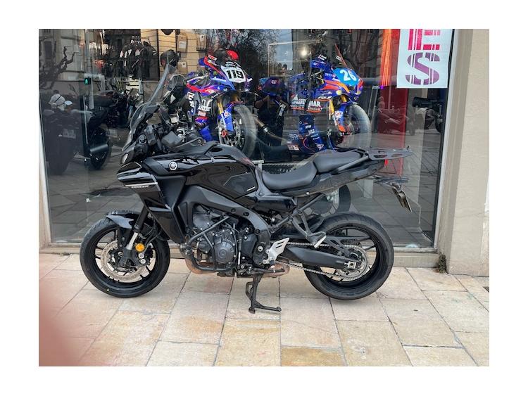 YAMAHA TRACER 9