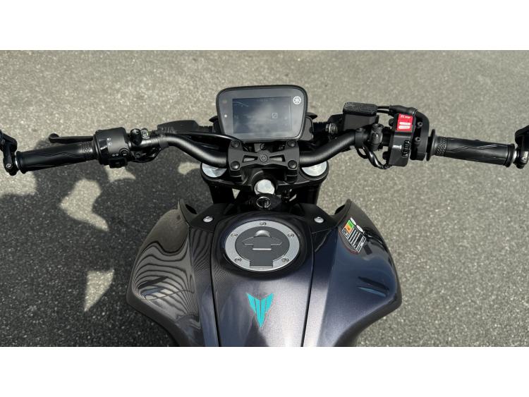 YAMAHA MT-125 ABS