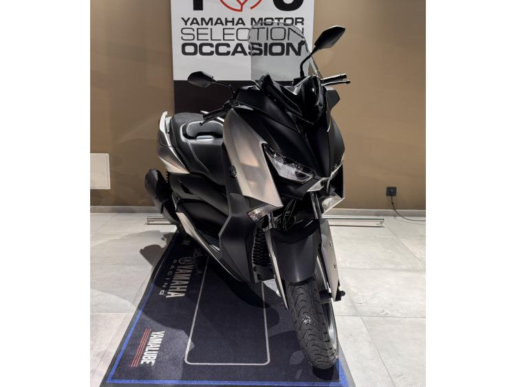 YAMAHA XMAX 300 garantie 12 mois