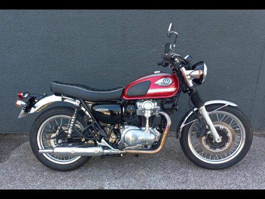 KAWASAKI W 800