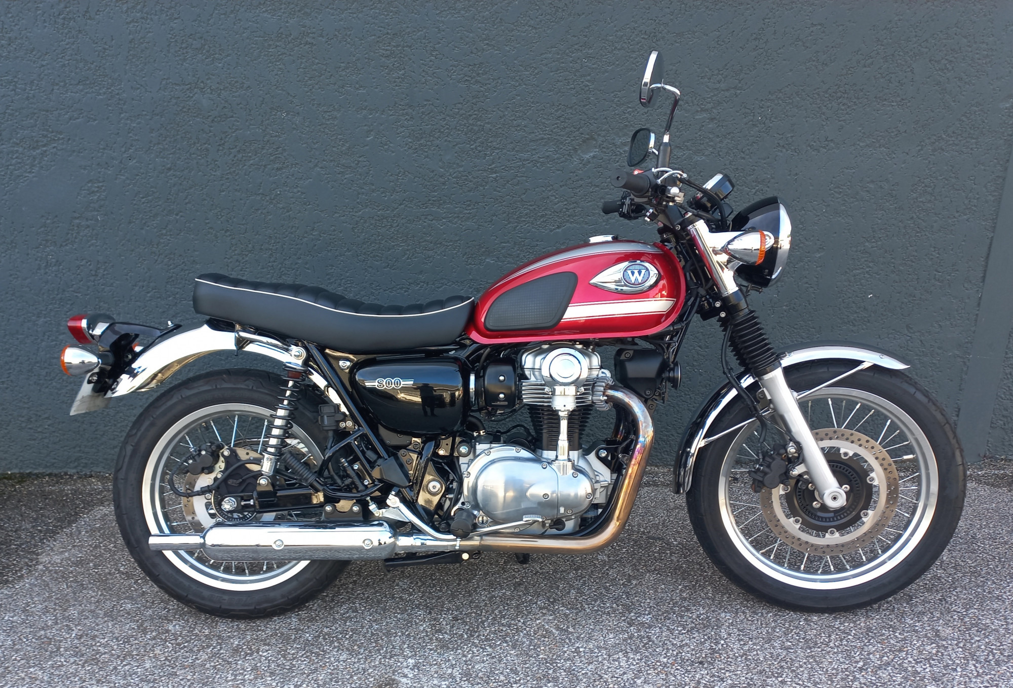 KAWASAKI W 800