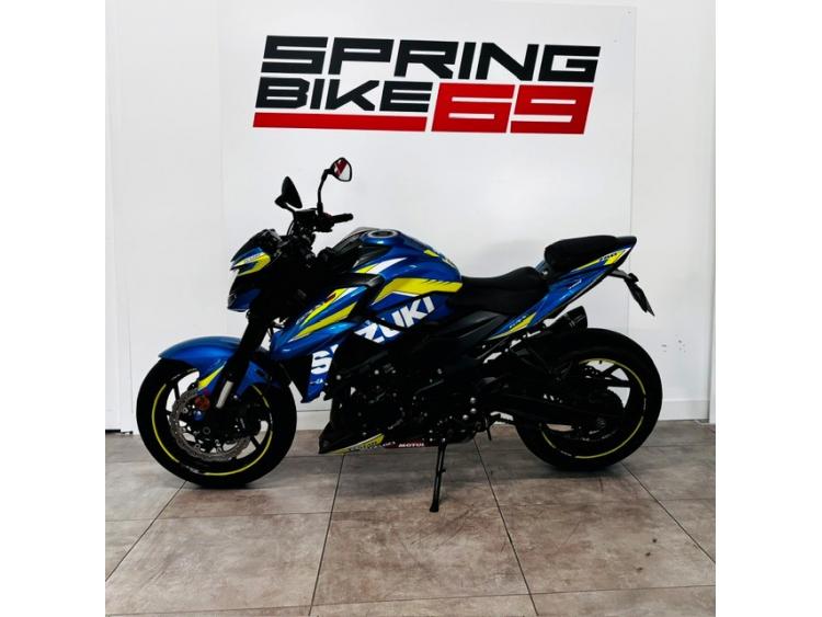 SUZUKI GSX-S 750