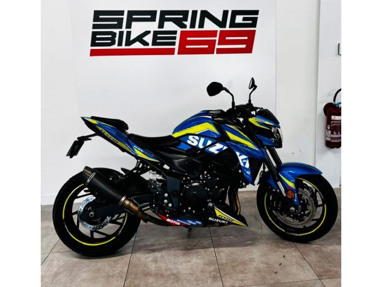 SUZUKI GSX-S 750