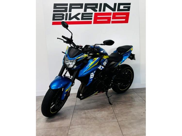 SUZUKI GSX-S 750