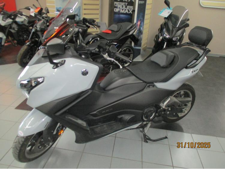 YAMAHA XP T-MAX 560 TECH MAX
