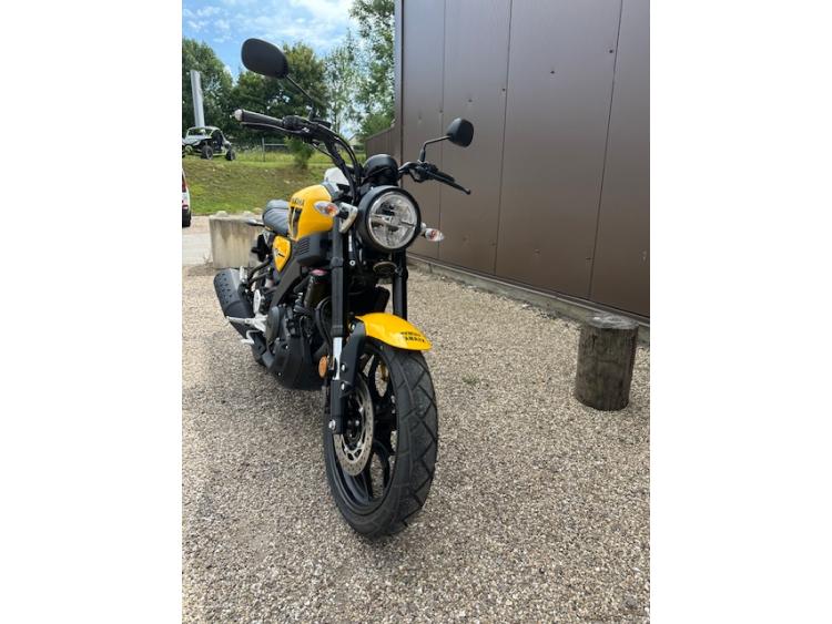 YAMAHA XSR 125