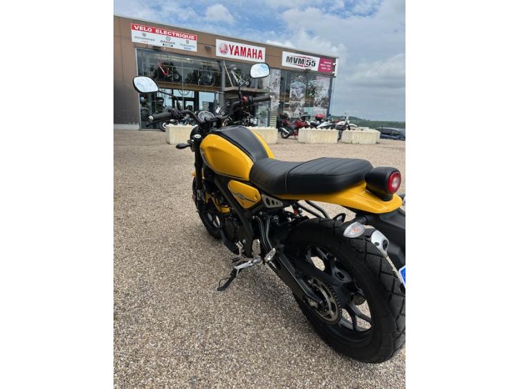 YAMAHA XSR 125