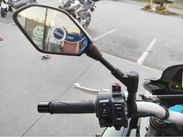 YAMAHA MT10 MT-10